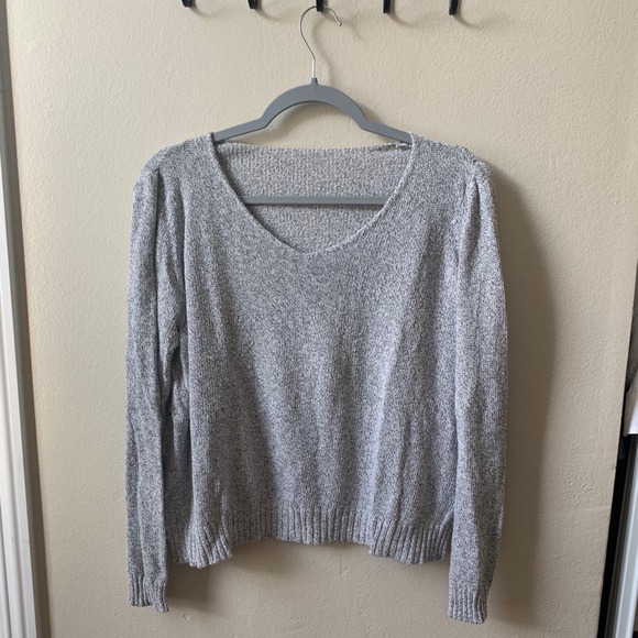 BRANDY MELVILLE gray sweater - Picture 1 of 5